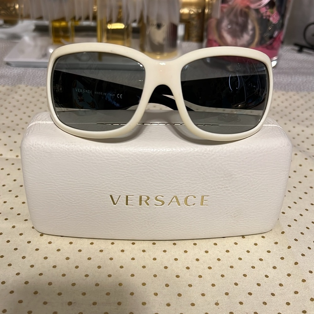 Versace Sunglasses With Hard Case, Microfiber Clo… - image 3